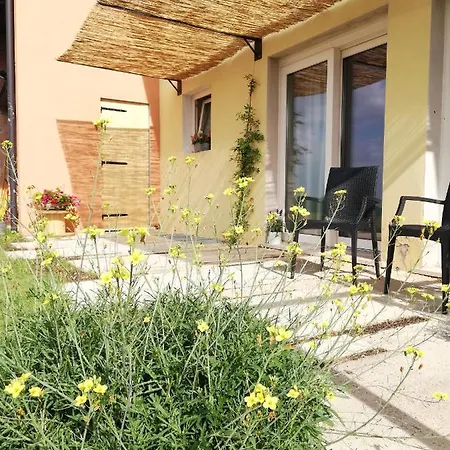 Ca Montemezzano Bed & Breakfast