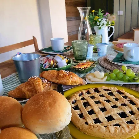 Ca Montemezzano Bed & Breakfast Verona