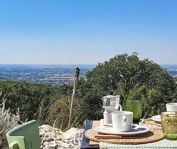 לינה וארוחת בוקר Ca Montemezzano 3*